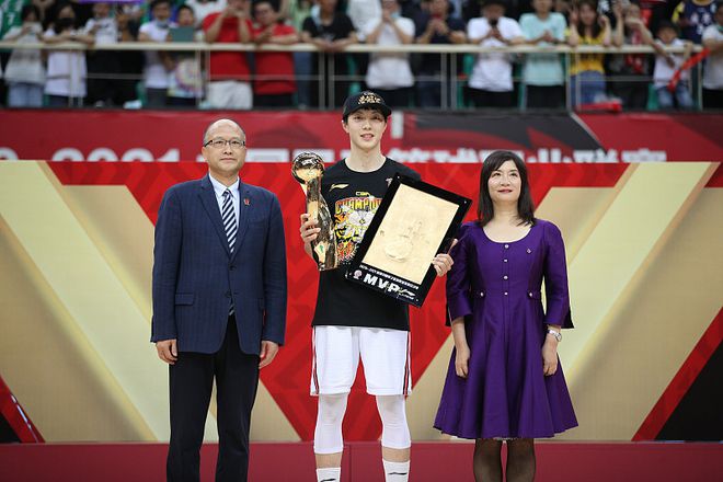 全运会陕西队男子篮球冠军_全运会陕西男篮队员名单简介_陕西男篮全运会名单